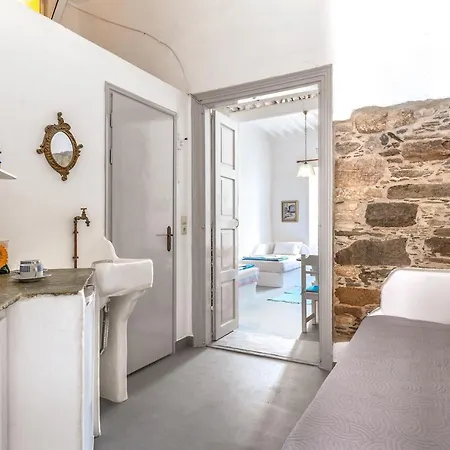 Apano Vrysi 3 Tinos